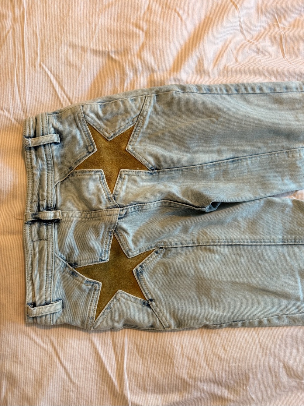 Light Wash Jeans With Yellow Star Pockets - Picture 4 of 12